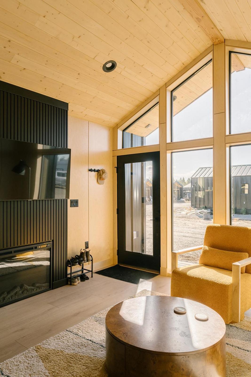 Yellowstone Peaks Hotel Island Park Esterno foto